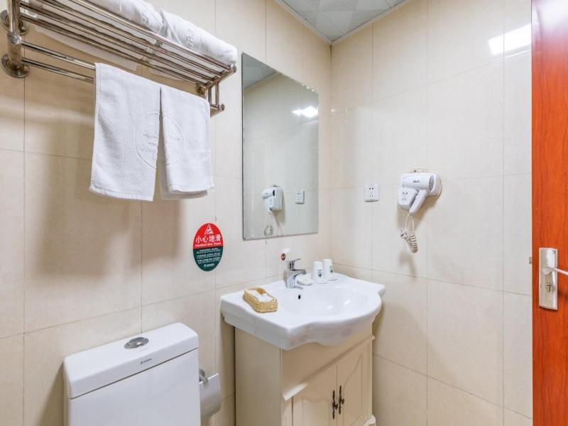 Greentree Inn Liaoning Dalian Development Zone Jinma Road Pedestrian Street Express Hotel Eksteriør billede