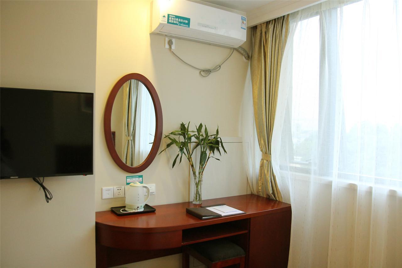 Greentree Inn Liaoning Dalian Development Zone Jinma Road Pedestrian Street Express Hotel Eksteriør billede