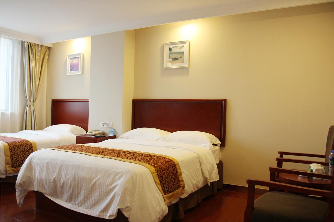 Greentree Inn Liaoning Dalian Development Zone Jinma Road Pedestrian Street Express Hotel Eksteriør billede